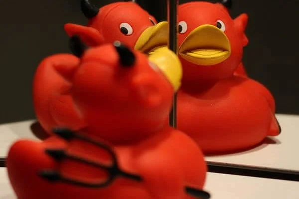 Easy Ways to Fail at Link-building and Ruin Your Reputation at the Same Time