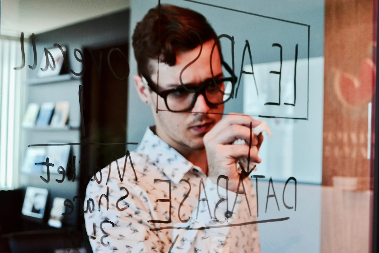 How To Generate 3-5 Leads Per Day With Evergreen Lead Campaigns [For Any Company]